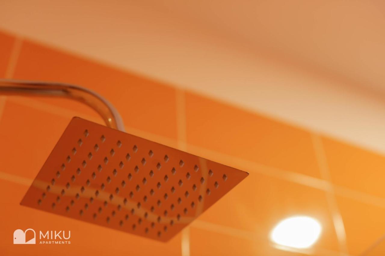 טיראנה Miku Apartment - Perfect 1Bedroom At Komuna E Parisit מראה חיצוני תמונה