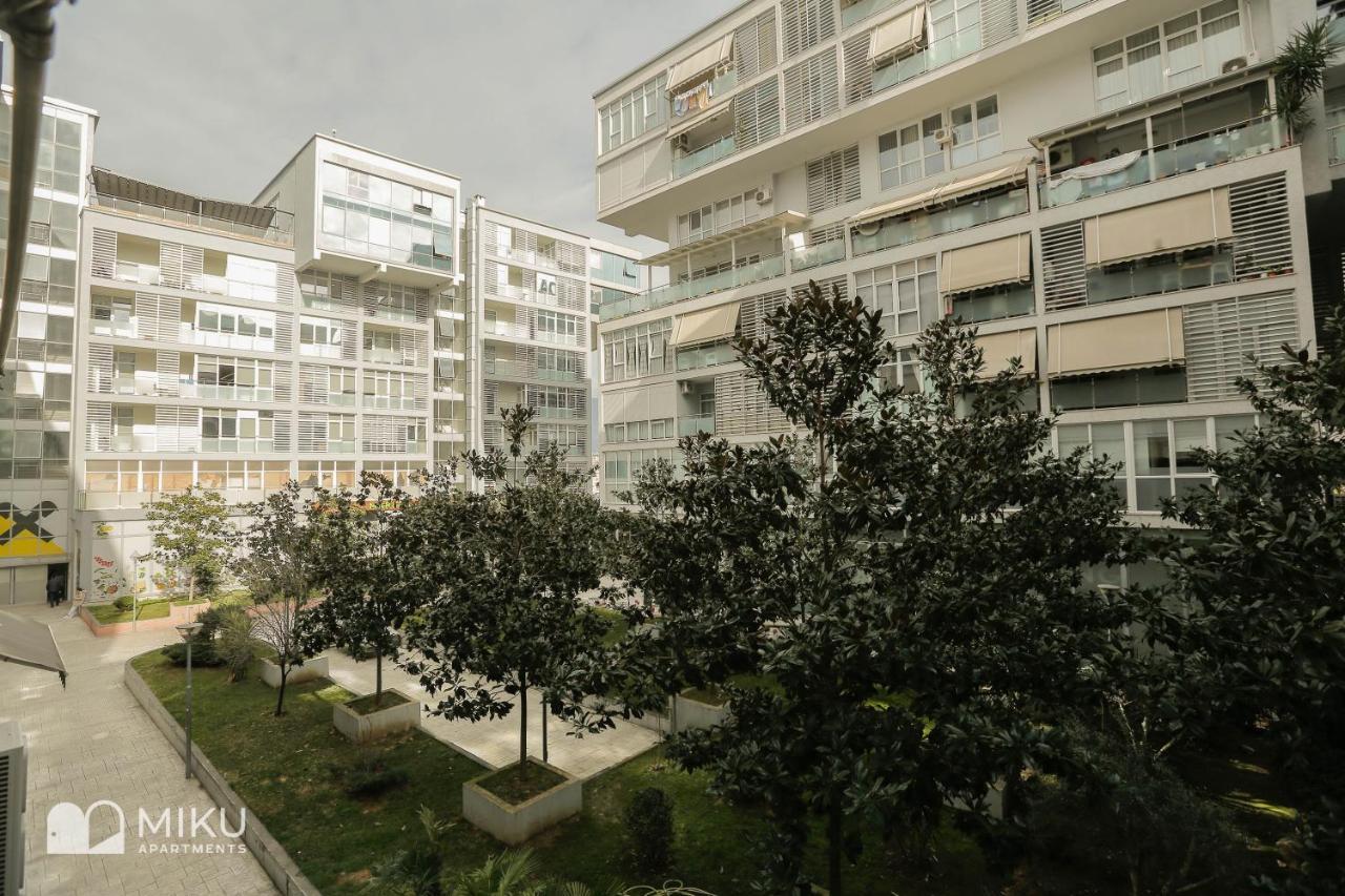 טיראנה Miku Apartment - Perfect 1Bedroom At Komuna E Parisit מראה חיצוני תמונה