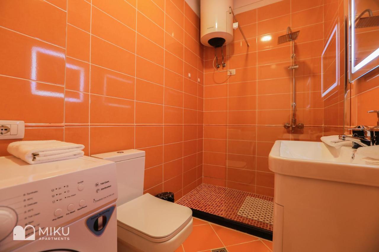 טיראנה Miku Apartment - Perfect 1Bedroom At Komuna E Parisit מראה חיצוני תמונה